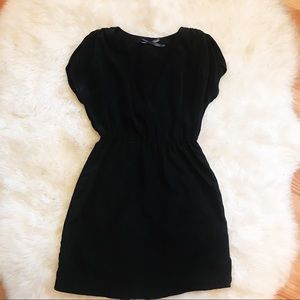 Ali & Kris Black V-Neck Dress
